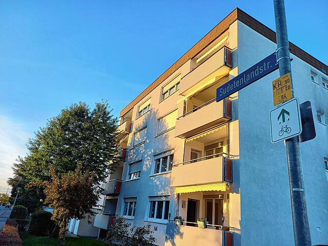 Die Sudetenlandstraße liegt im Süden der Stadt, direkt am Übergang in das Naherholungsgebiet Richtung Stüblehof.