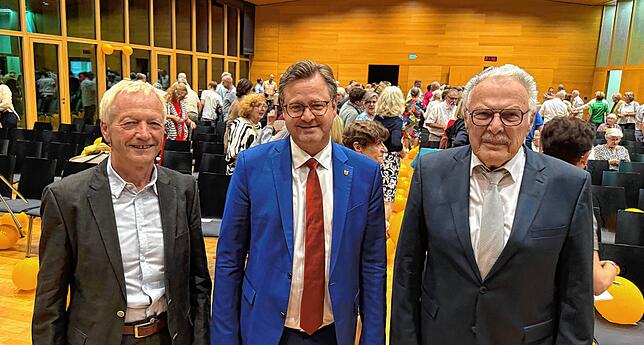 Sie prägten als Bürgermeister die vergangenen Jahrzehnte der Owinger Geschichte: Karl-Friedrich Reiner (rechts, von 1969 bis 2001), ...