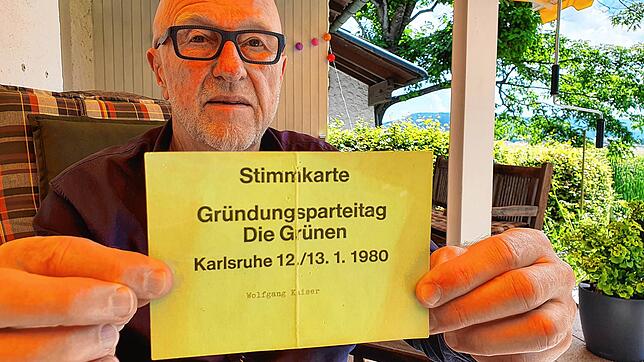 Die originale Stimmkarte von Wolfgang Kaiser zum Bundes-Gründungsparteitag der Grünen.
