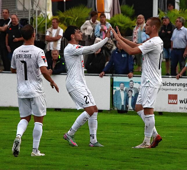 Bild 17: Unsere Bilder von der SBFV-Pokal-Partie zwischen der SpVgg F.A.L. und dem FC 08 Villingen