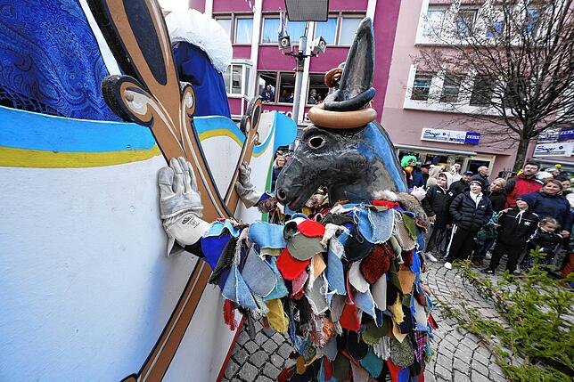 Bild 21: So schön war es am Dienstag beim großen Umzug in Villingen (Teil 2)