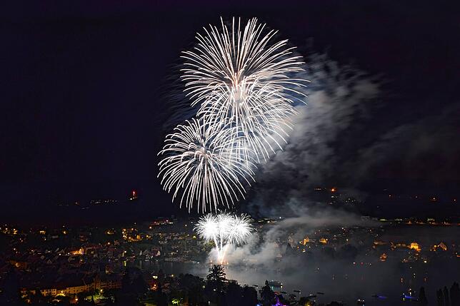 (Archivbild) So ein Feuerwerk wie hier auf dem Bild wird es erst mal nicht mehr in der Stadt Stein am Rhein geben, Sponsoren sind aus ...