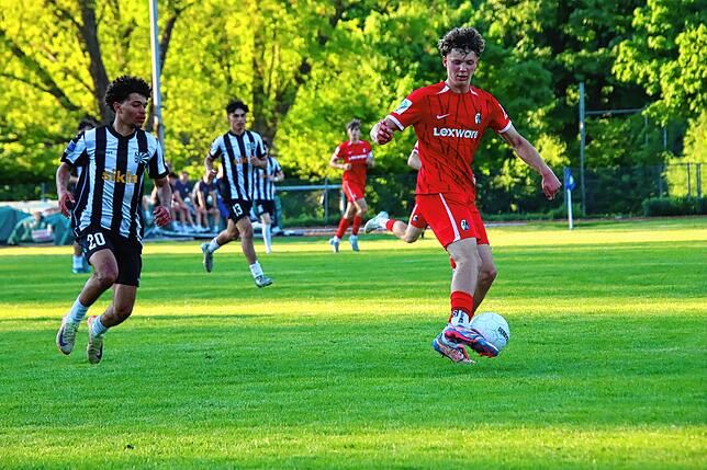 Bild 11: Villinger A-Jugend verpasst SBFV-Pokal-Sieg: Unsere Bildergalerie vom Finale gegen den SC Freiburg
