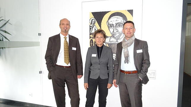 Uwe Fritz ist der neue Chef vom Josefinenstift, Ursula Niemczewski leitet die neue Region Bad Saulgau und Thomas Roth (von links) ist ...