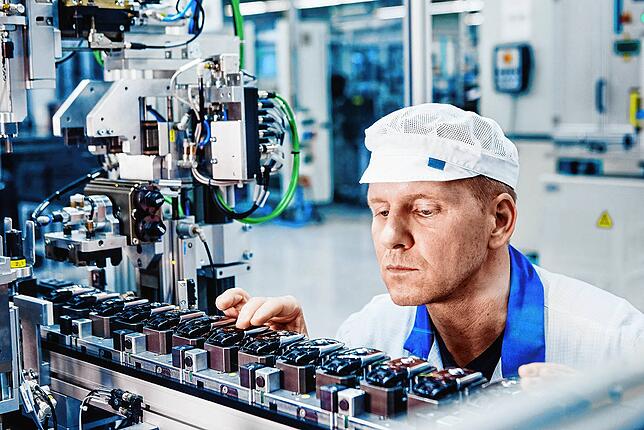 Marquardt liefert an zahlreiche namhafte Autohersteller unter anderem elektronische Funkschlüssel. Das Unternehmen hatte durch Corona im ...