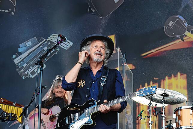 Bild 43: Einzigartige Stimmung beim BAP-Konzert auf dem Hohentwielfestival in Singen: Die besten Fotos gibt es hier