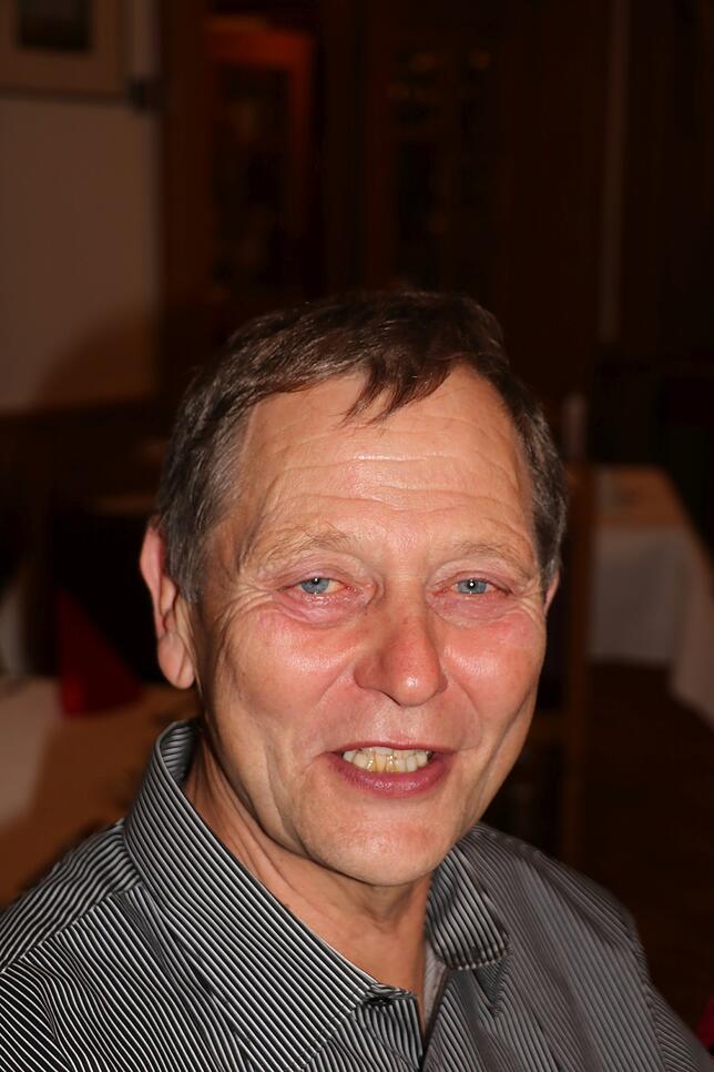 „Das Hallenbad reicht, damit die Kinder schwimmen lernen.“Karl Kiebele, Fürstenberg