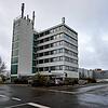 In diesem ehemaligen Bürogebäude will der Landkreis eine neue Flüchtlingsunterkunft einrichten.