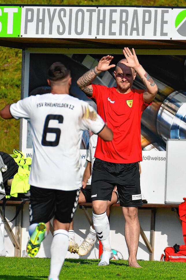 Bild 2: FSV Rheinfelden gewinnt Landesliga-Derby beim VfR Bad Bellingen mit 2:1 &ndash; und wir haben die Bilder!