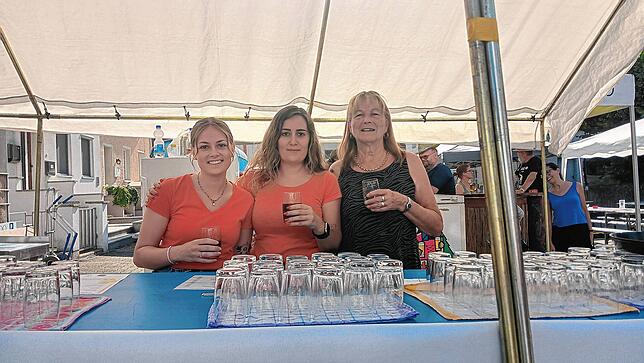 Bild 28: So schön wird beim Dorffest in Dangstetten gefeiert