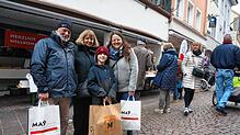 Gemeinsam: Die Großeltern Koch aus Tiengen sind beim Sonntagsverkauf mit ihrer Tochter und ihrem Enkel unterwegs und sind auch bereits ...