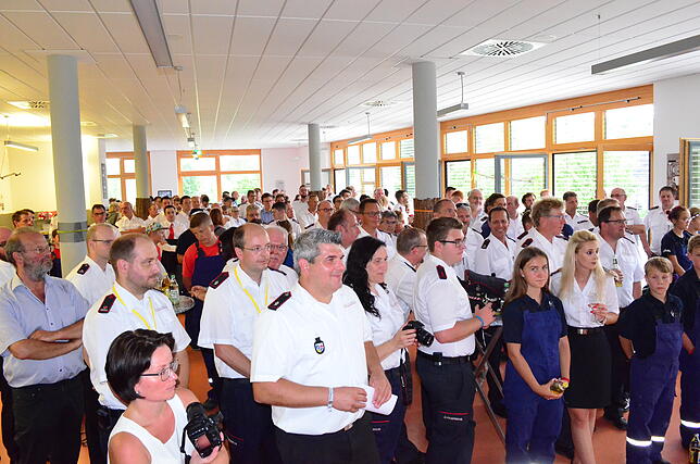 Erfreulich groß war das Interesse der Kommandanten und Bürgermeister an der Jugendfeuerwehr nicht nur beim Kommandantenempfang – ...