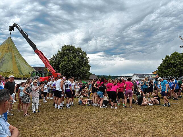 Bild 8: Buntes Programm und ausgelassene Stimmung in Orsingen-Nenzingen