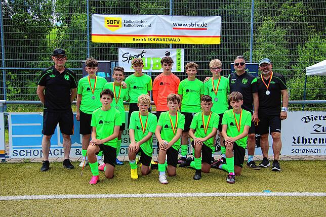 Bild 32: Der FC Pfaffenweiler krönt sich bei der D-Jugend zum Bezirkspokalsieger. Wir haben die Bilder!