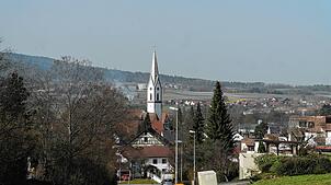 Der Gemeinderat Oberteuringen wird nach der Kommunalwahl am 9. Juni über 18 statt 14 Sitze verfügen. Grund dafür ist die gestiegene ...