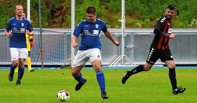 Bild 10: FSV Rheinfelden II gewinnt das Spitzenspiel gegen die SF Schliengen mit 4:1 &ndash; und wir haben die Bilder!