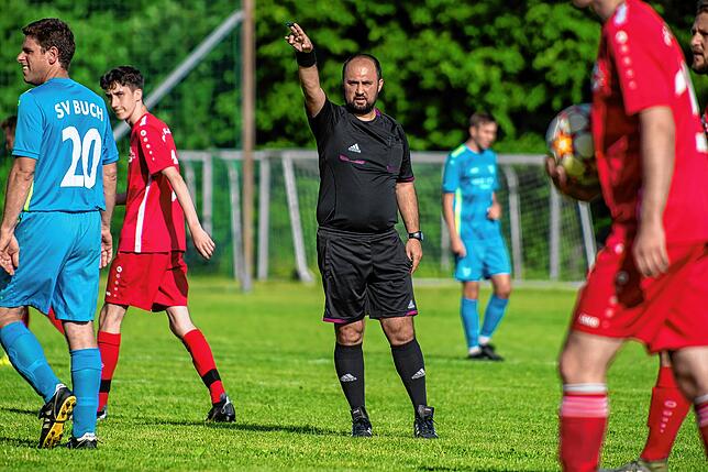 Bild 29: SV Buch besiegt den FC Wallbach mit 6:0 &ndash; und wir haben Bilder!