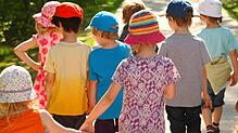 Viele Familien sind auf das Kindergeld angewiesen, um die monatlichen Ausgaben für ihre Kinder zu decken.