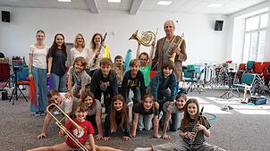 Manege frei heißt es am Samstag, 10. Mai, beim Kinderkonzert der Stadtmusik Waldshut, hier das Orchester Kunterbunt mit Dirigent Frank ...