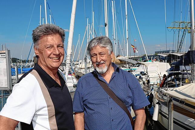 Bild 14: Auf dem See sind die Schiffe unterwegs, im Konstanzer Hafen die Besucher der Bodenseewoche