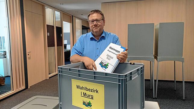 Mit Wahlen kennt sich Murgs Hauptamtsleiter Manuel Polder aus. Unser Bild zeigt ihn bei den Vorbereitungen der Bürgermeisterwahl 2023. ...