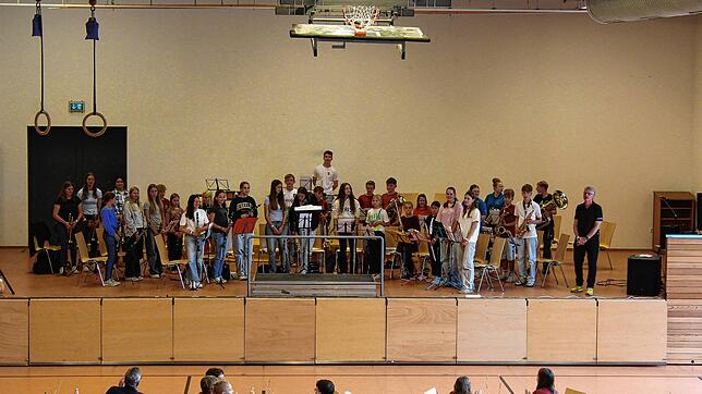 Ein musikalischer Höhepunkt: Das Ad-hoc-Orchester mit 35 Mitgliedern und unter der Leitung von Kuno Rauch hat in nur einer Stunde vier ...