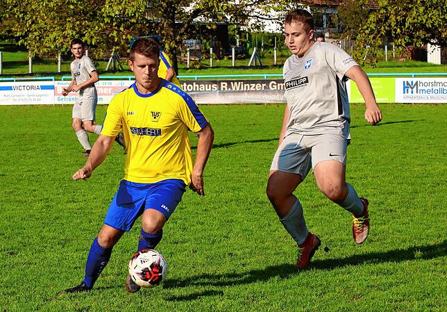 Bild 22: Der TuS Stetten siegt beim FV Degerfelden deutlich mit 7:1 &ndash; und wir haben die Bilder!