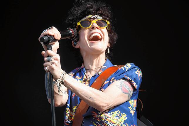 Bild 29: Southside 2022: Bilder vom Konzert von Sängerin LP am Samstag