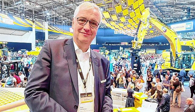 Peter Gerstmann auf der Fachmesse Bauma in München.