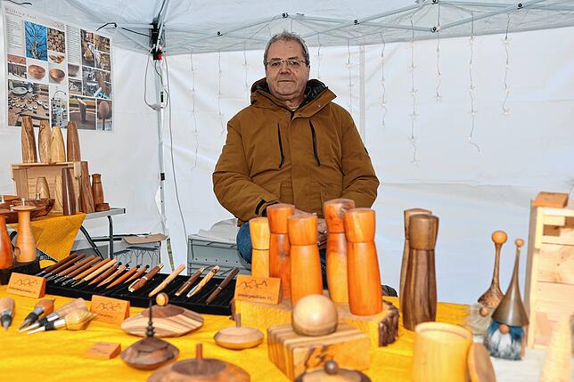 Bild 23: Trubel auf dem Rathausplatz