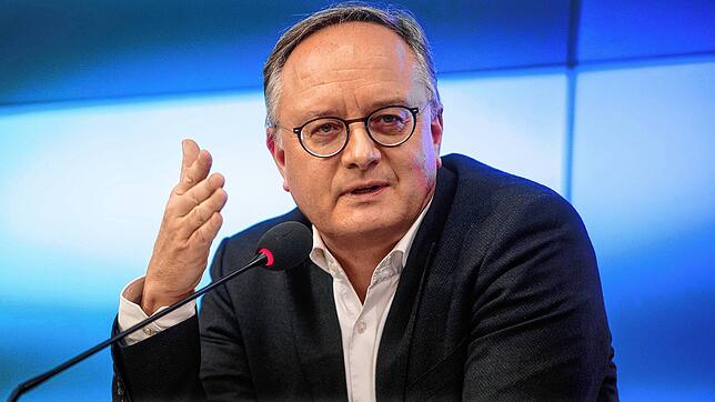 Andreas Stoch, Vorsitzender der SPD-Fraktion im Landtag von Baden-Württemberg. Die SPD dringt auf eine landesweite ...
