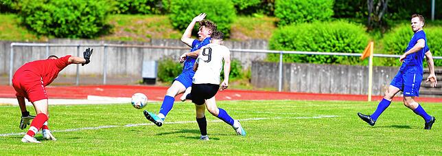 Bild 38: SG FC Wehr-Brennet besiegt den TuS Efringen-Kirchen mit 3:1 &ndash; und wir haben Bilder!