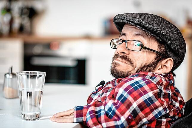 Raul Krauthausen setzt sich für Menschen mit Behinderung und ihre Rechte ein.