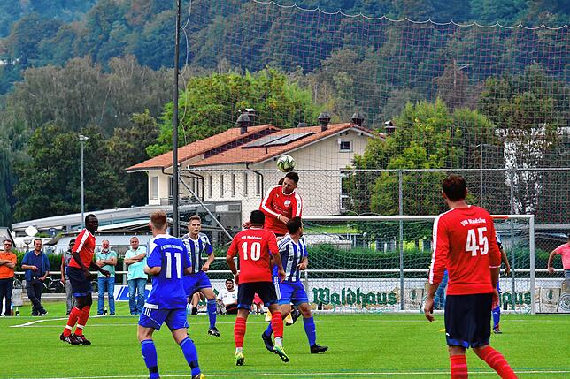 Bild 4: VfB Waldshut sichert in der Nachspielzeit das 2:2 gegen Aufsteiger SG Mettingen/Krenkingen &ndash; und wir haben Bilder!