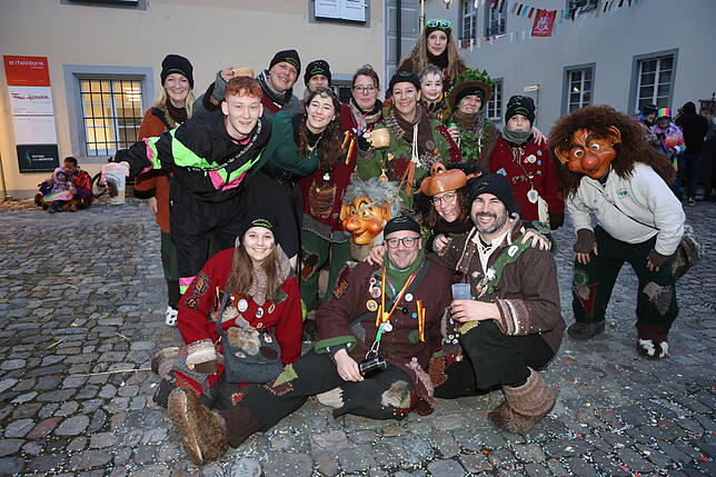 Bild 13: Konstanzer Straßenfasnacht 2025: Die Altstadt wird zum Narrenparadies - Die Bilder vom Abend!