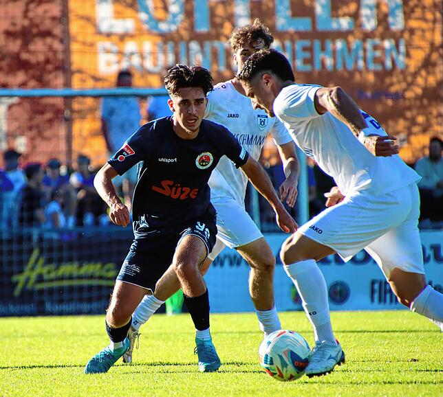 Bild 18: Fünf Tore und viele Zweikämpfe: Unsere Bilder des Oberliga-Duells zwischen Ravensburg und Singen