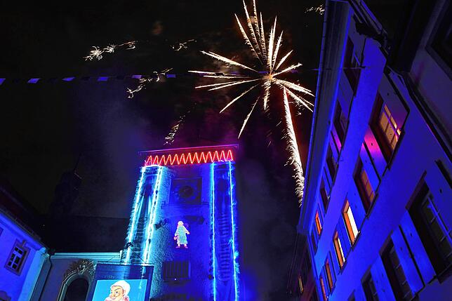 Bild 1: Villinger Fasnet wird mit Feuerwerk am Bickentor begrüßt
