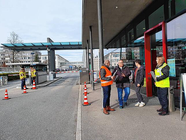 Corona-Kontrolle bei RRPS in Friedrichshafen im Frühjahr.