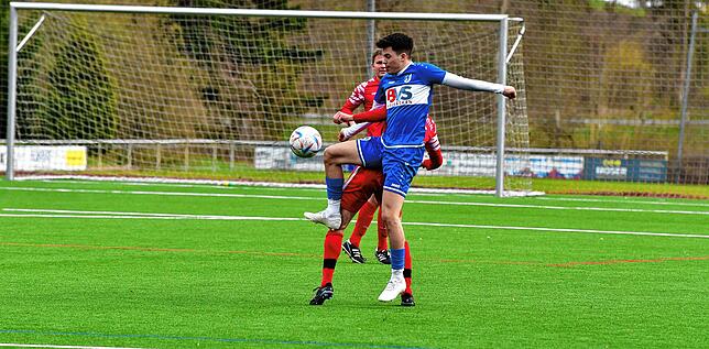 Bild 10: FC Schlüchttal siegt 3:2 gegen den FC Erzingen &ndash; und wir haben Bilder!