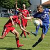 Versiebt: Diese Chance vergibt Yannik Rutschmann (rechts) beim 6:2 des FC Geißlingen im Klettgauderby gegen den FC Grießen. Simon ...