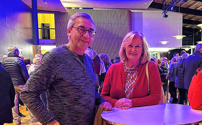 Ralf (64 Jahre) und Heike (61) Luhmann sowie Giuseppe Mastroianni (74) (von links)