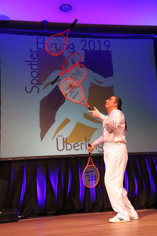 Jongleur Daniel Hochsteine bei der Sportlergala. Für die nächste Sportlerwahl gibt es Änderungen im Wahlverfahren.