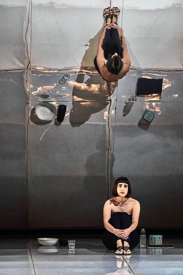 Am Boden, aber dennoch stark: Okichi, die &bdquo;Judith von Shimoda&ldquo;.