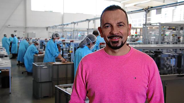 Univent Medical-Geschäftsführer Thomas Vosseler gibt im November 2020 Einblick in die noch junge Firma in Schwenningen.