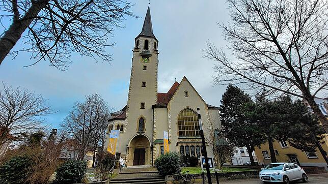 Der Platz vor der Lutherkirche wird am Samstag zum Ort einer Kundgebung gegen Hass und Hetze.