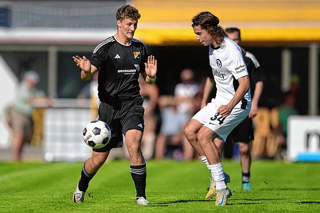Bild 16: SV 08 Laufenburg unterliegt Tabellenführer FC Teningen mit 0:1 – und wir haben Fotos!