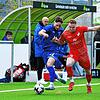 Der Möhringer Marius Kappeler (links) im Duell mit Lars Rohrer vom FC Pfaffenweiler. Der FV Möhringen und der FC Pfaffenweiler zählen zu ...