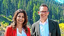 Die SPD-Bundestagsabgeordnete Derya Türk-Nachbaur informiert sich bei Heiko Wehrle über Vöhrenbach. Foto: Stadt