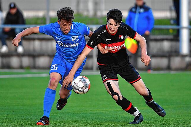 Bild 3: TuS Efringen-Kirchen gleicht in letzter Minute zum 3:3 gegen FC RW Weilheim aus &ndash; wir haben Bilder!