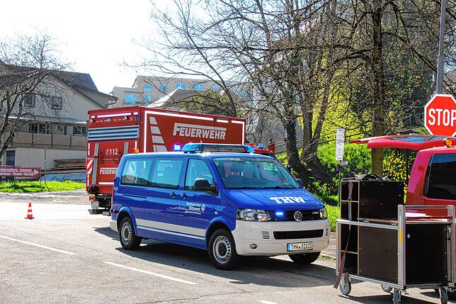Bild 13: Bauernhaus in Albbruck brennt lichterloh - Bilder des Einsatzes